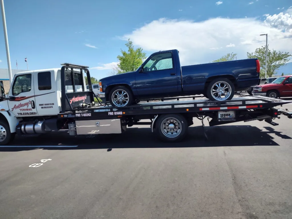 Wrecker Tow Truck Service Colorado Springs | Specialized Recovery